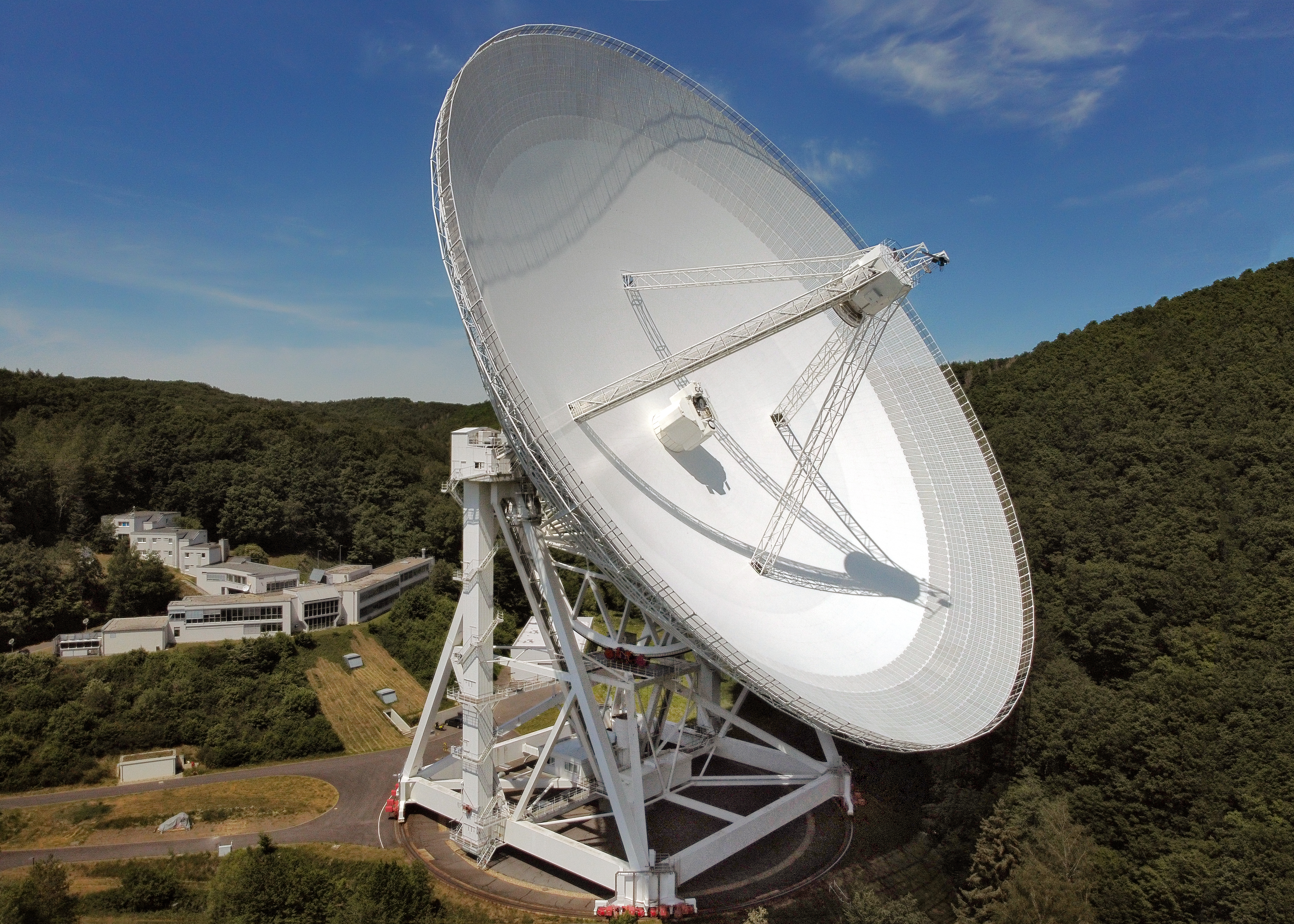 the 100-m radio Effelsberg telescope